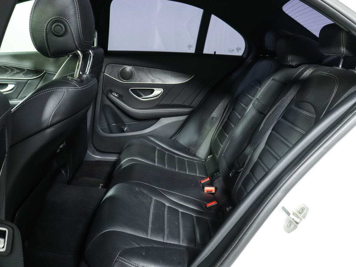 Б/У Мерседес-Бенц Ц-Класс 2014 года. Фото: #9