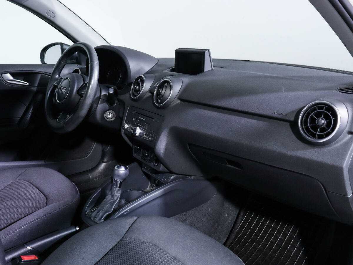 Б/У Ауди А1 2013 года. Фото: #9