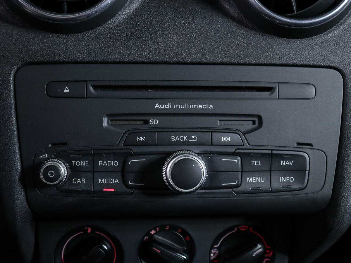 Б/У Ауди А1 2013 года. Фото: #15