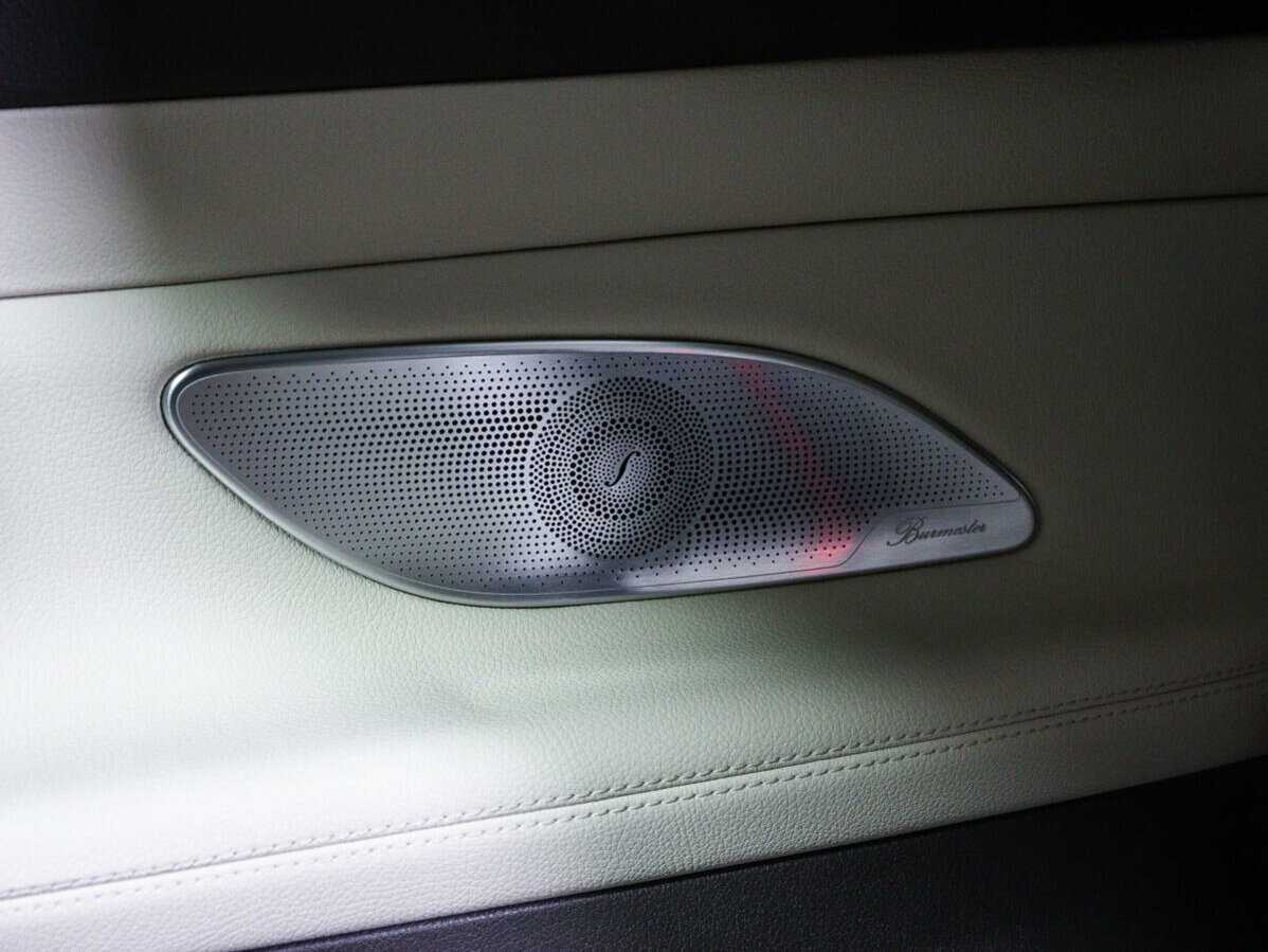 Б/У Мерседес-Бенц Е-Класс 2018 года. Фото: #16