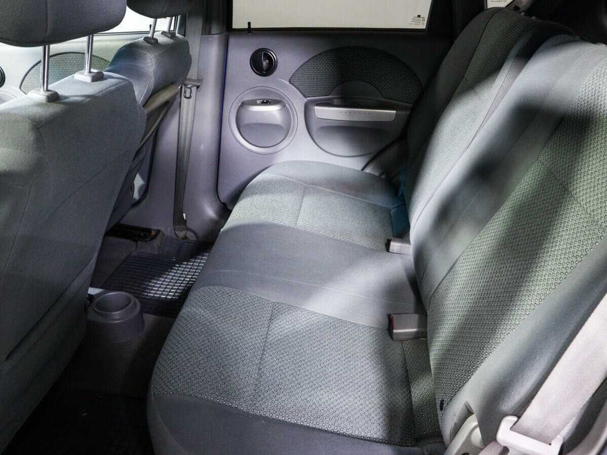 Б/У Шевроле Авео 2005 года. Фото: #9