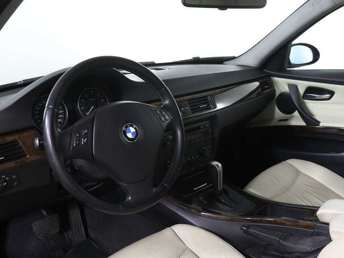 Б/У БМВ 3 серии 2005 года. Фото: #12