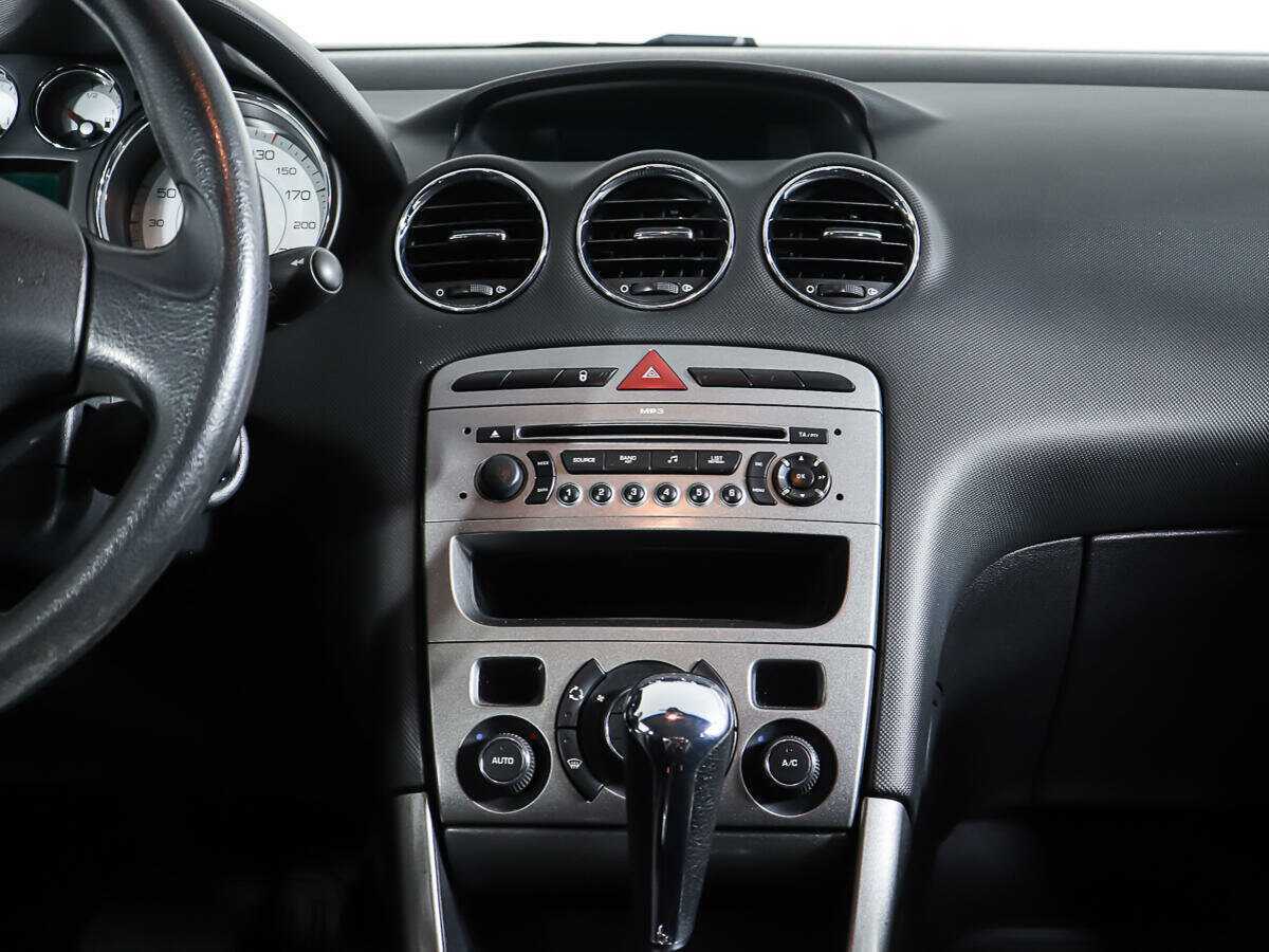 Б/У Пежо 308 2009 года. Фото: #11