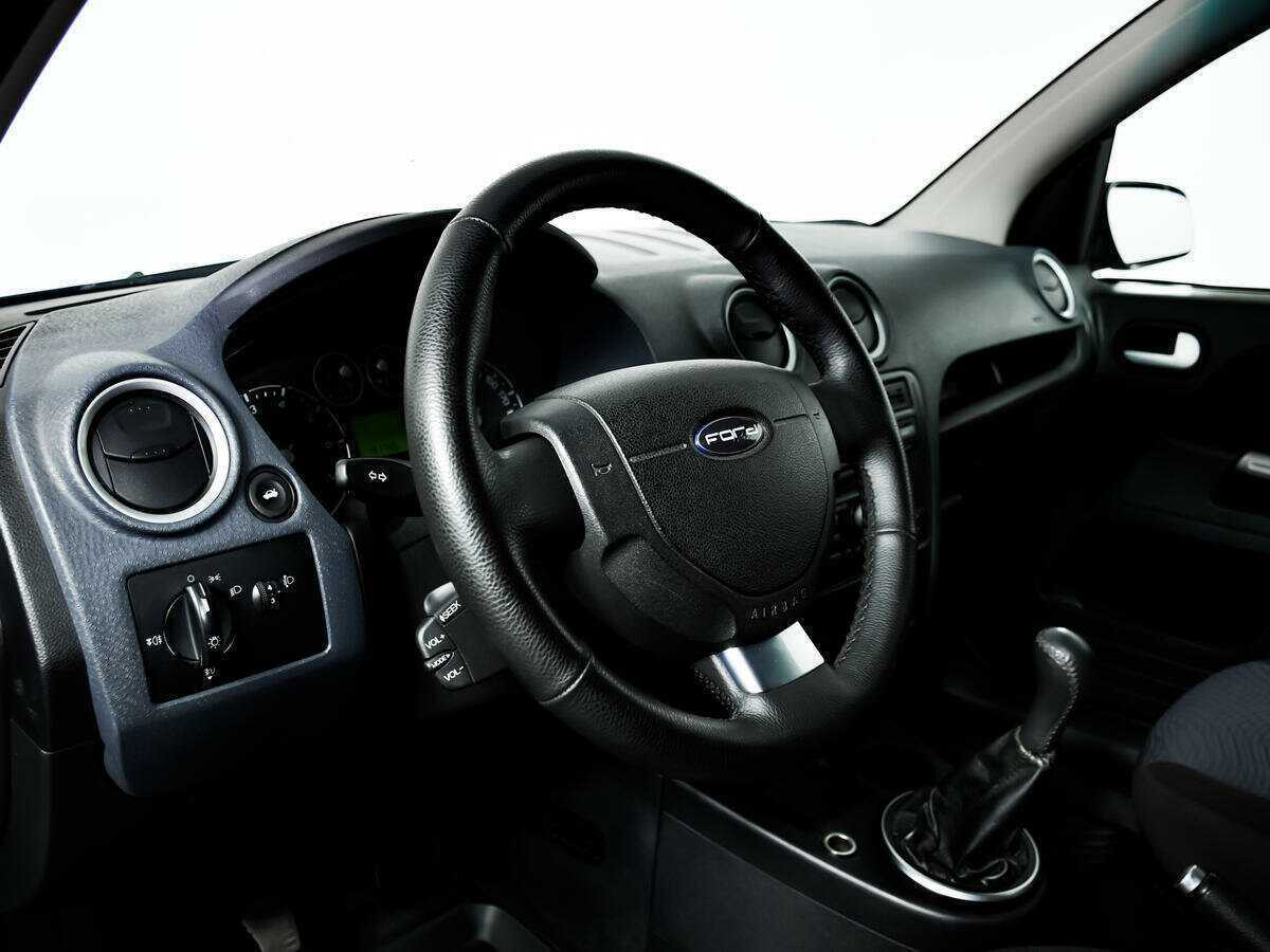 Б/У Форд Фьюжн 2007 года. Фото: #11