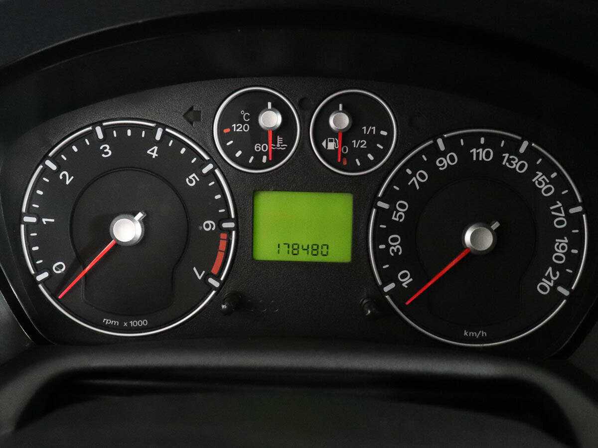 Б/У Форд Фьюжн 2007 года. Фото: #9