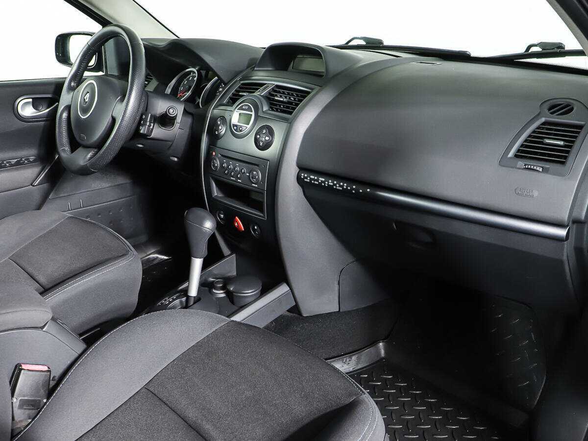 Б/У Рено Меган 2008 года. Фото: #8