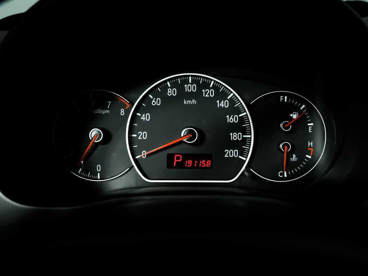 Б/У Сузуки С-Икс4 2008 года. Фото: #9