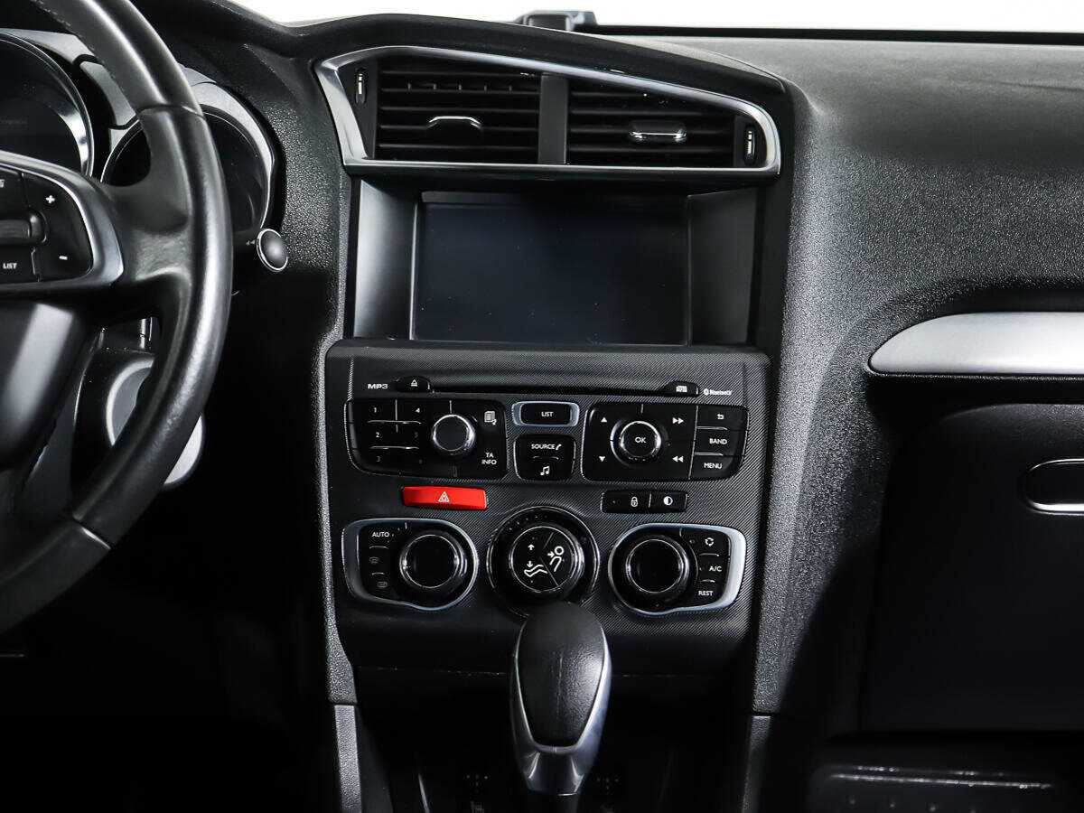 Б/У Ситроен Ц4 2014 года. Фото: #11