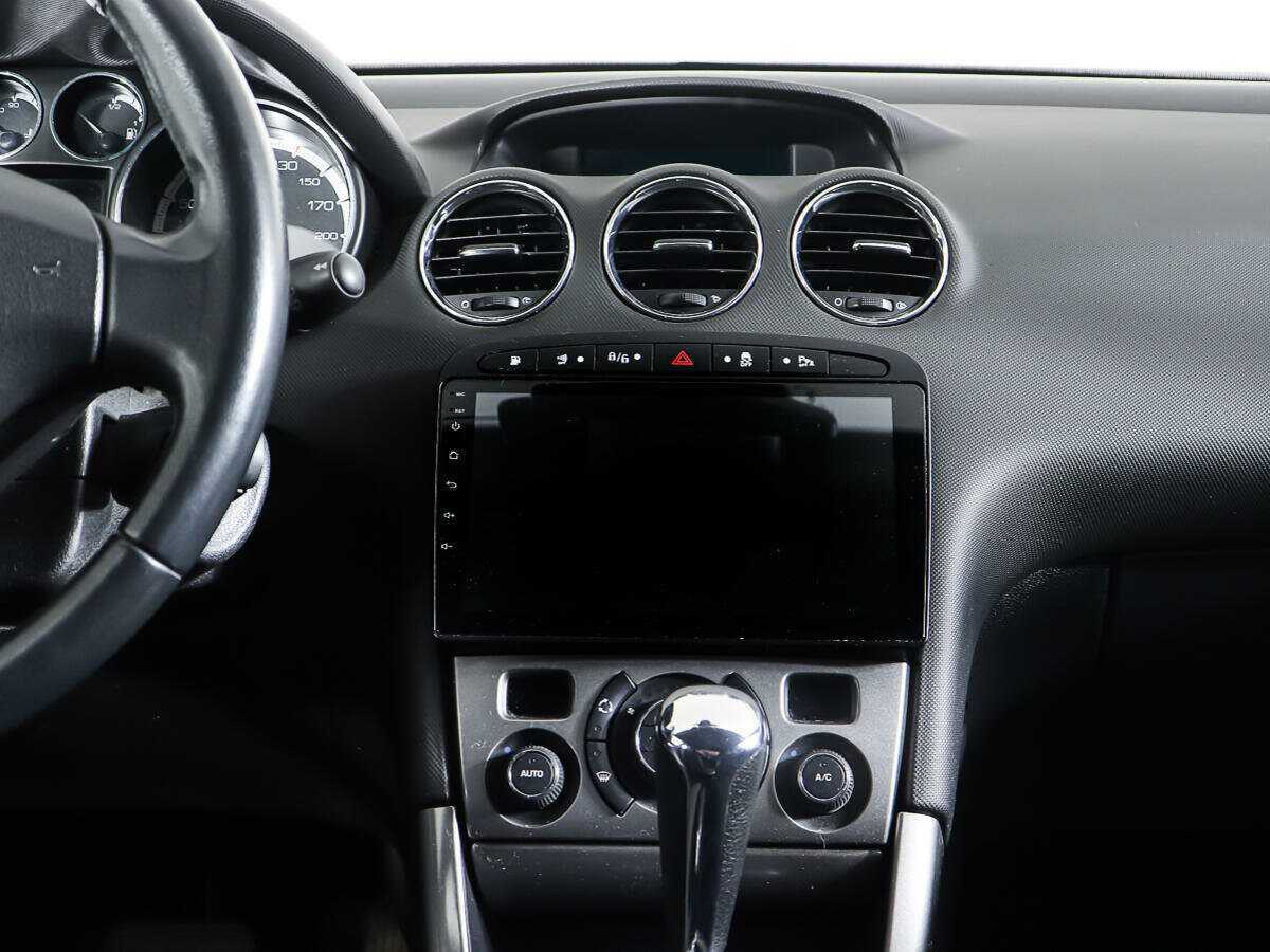 Б/У Пежо 308 2011 года. Фото: #11