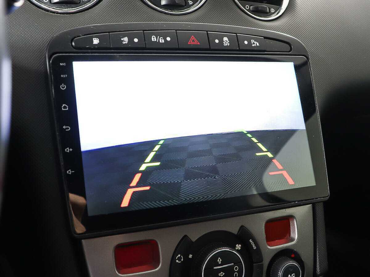 Б/У Пежо 308 2011 года. Фото: #17