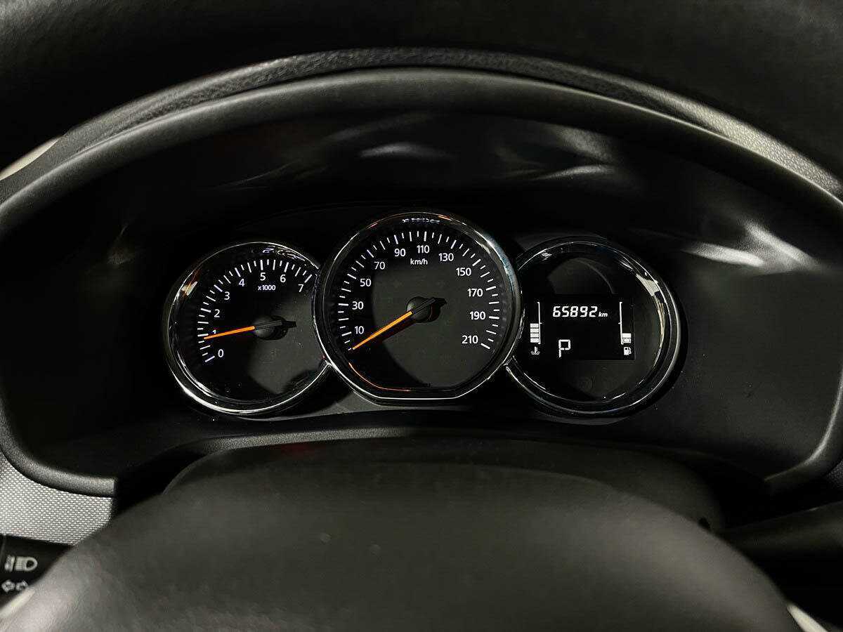 Б/У Рено Логан 2020 года. Фото: #10