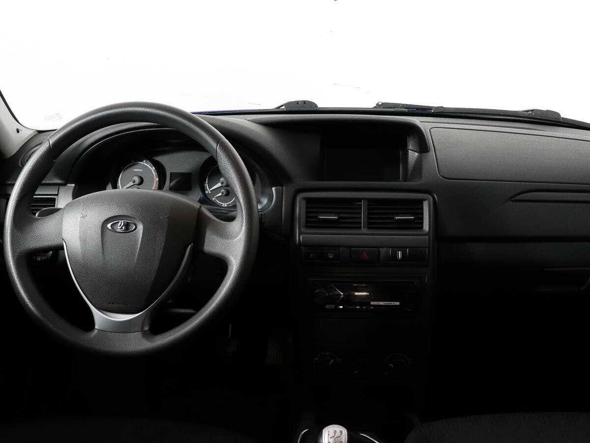 Б/У Лада (ВАЗ) Приора 2017 года. Фото: #9