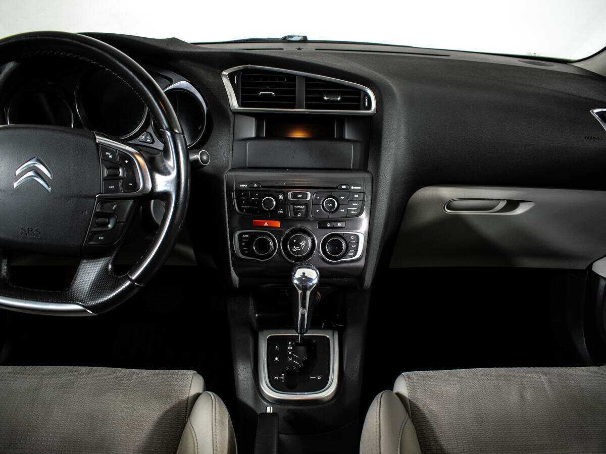 Б/У Ситроен Ц4 2011 года. Фото: #10