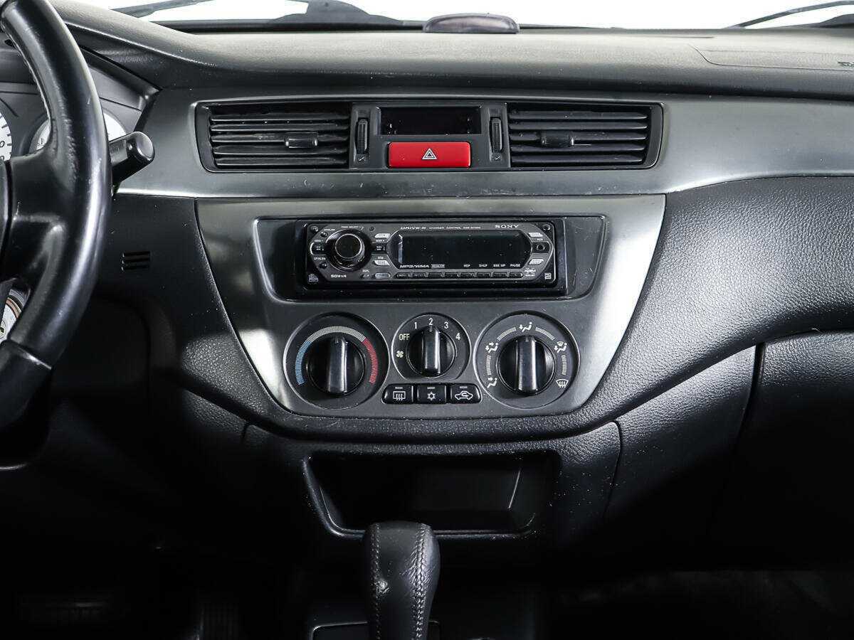 Б/У Митсубиши Лансер 2007 года. Фото: #11