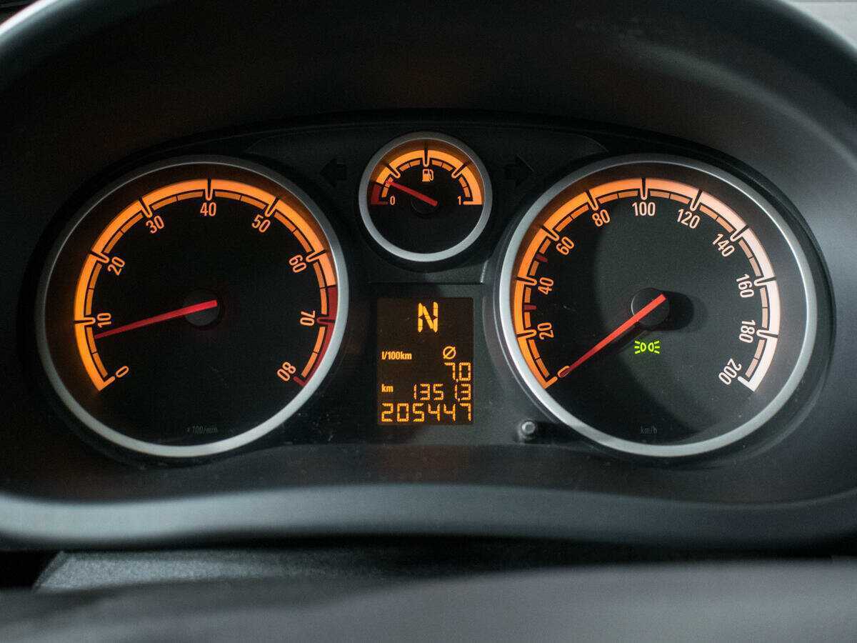 Б/У Опель Корса 2008 года. Фото: #10