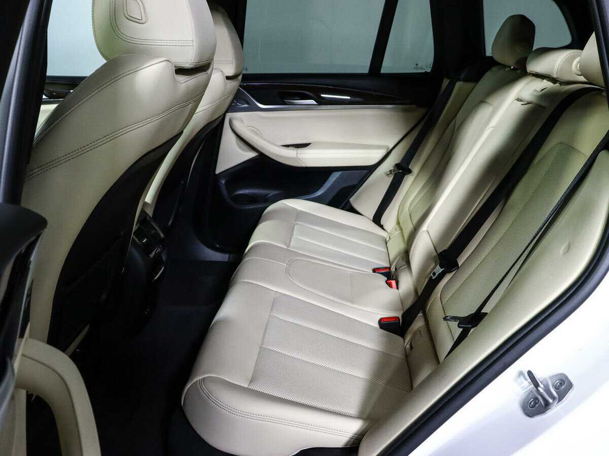 Б/У БМВ Икс3 2023 года. Фото: #7