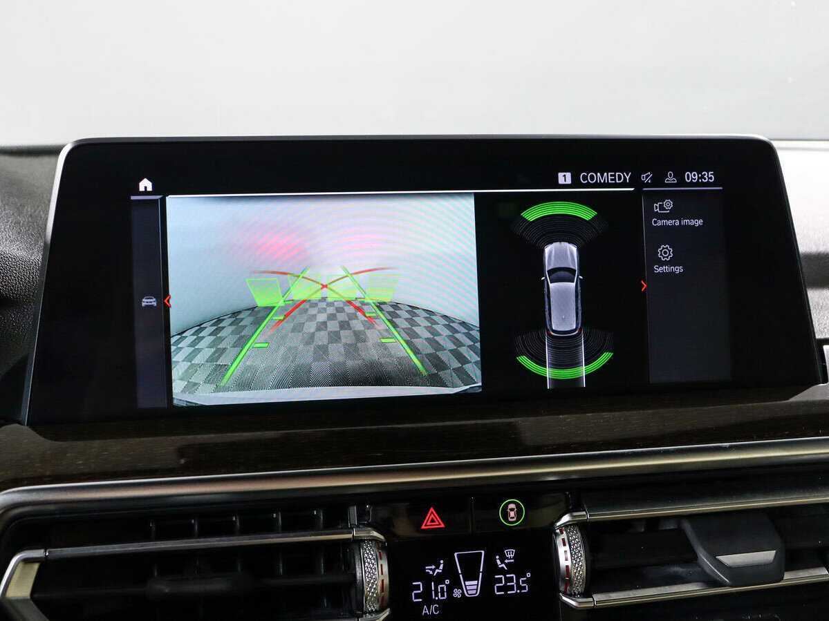 Б/У БМВ Икс3 2023 года. Фото: #12