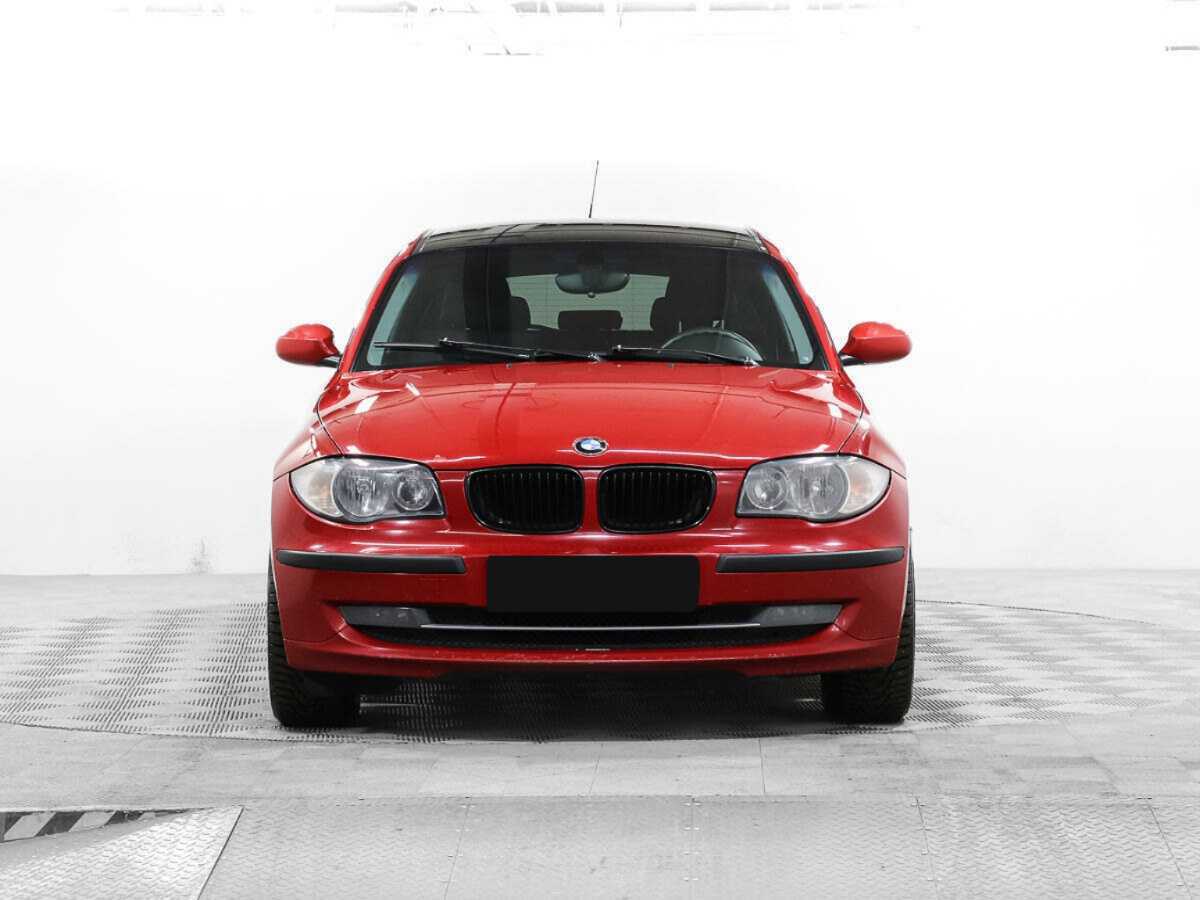 Б/У БМВ 1 серии 2008 года. Фото: #1