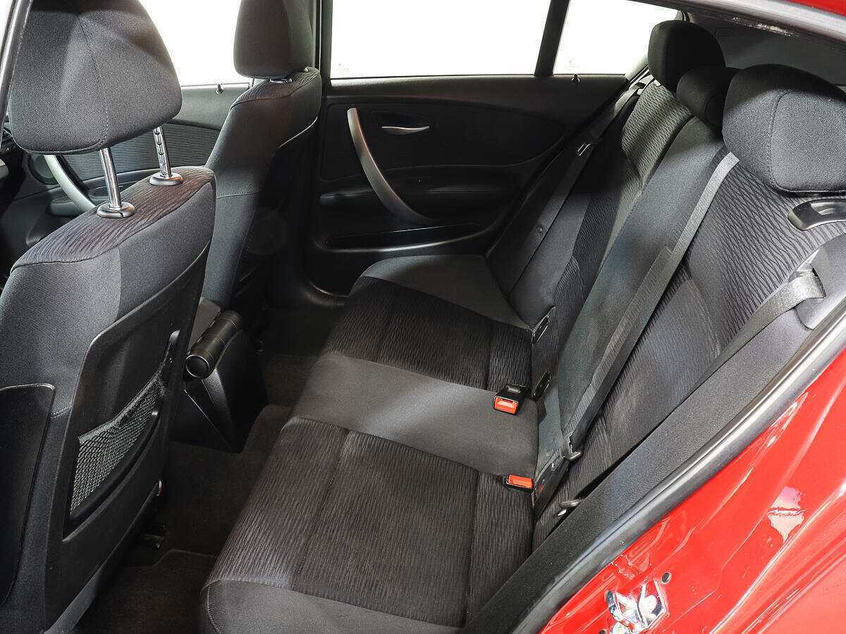 Б/У БМВ 1 серии 2008 года. Фото: #9