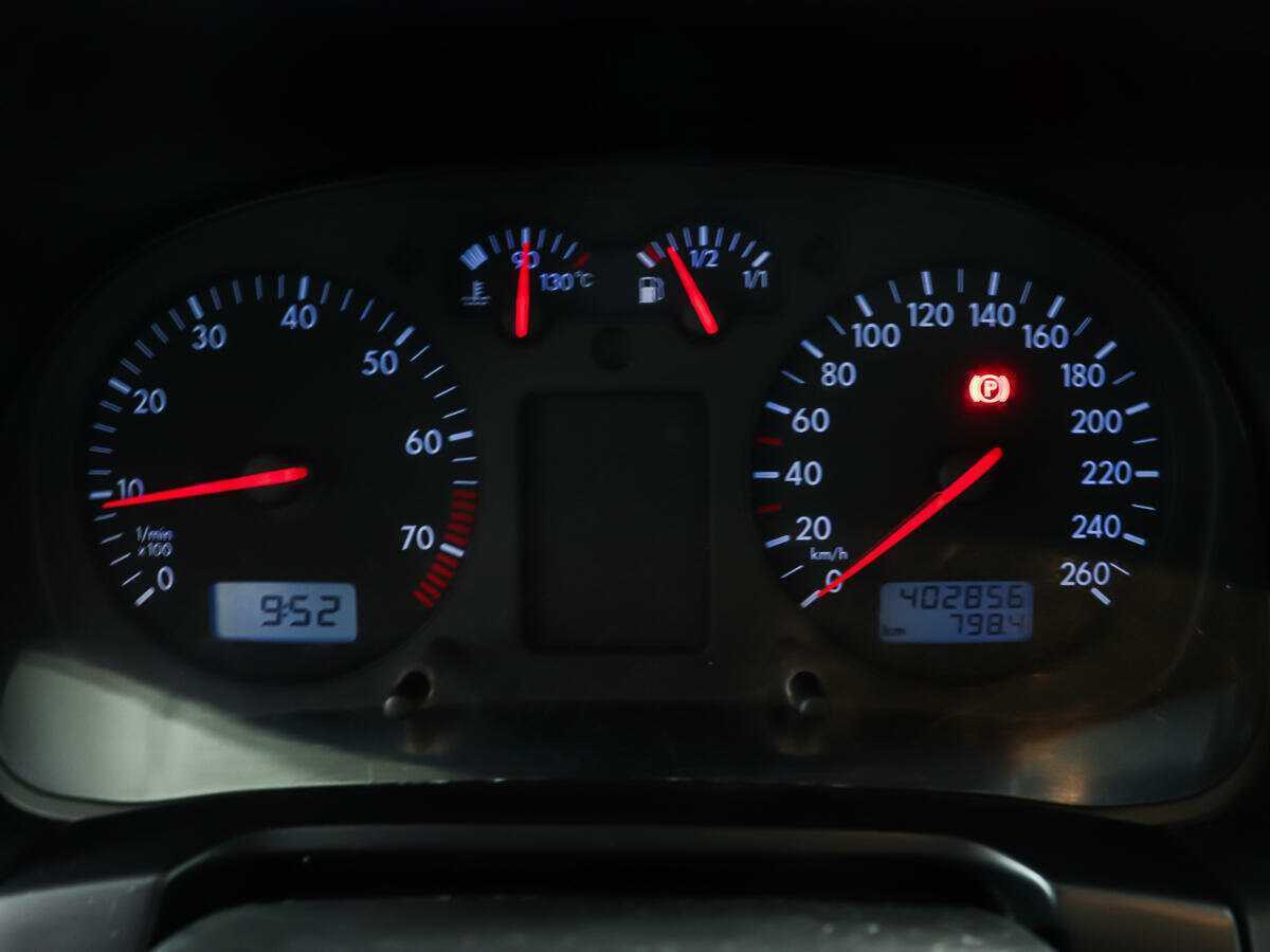 Б/У Фольксваген Гольф 1999 года. Фото: #12