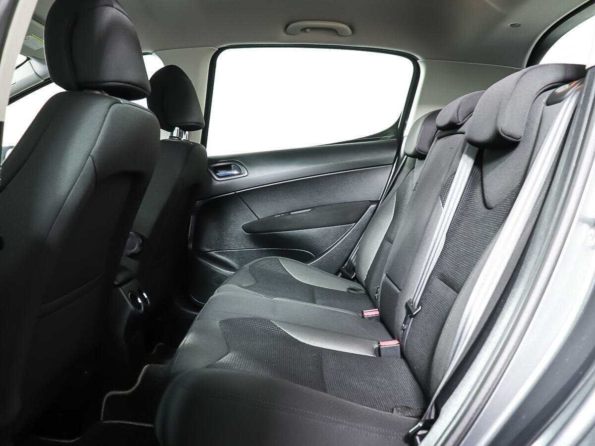 Б/У Пежо 308 2008 года. Фото: #8