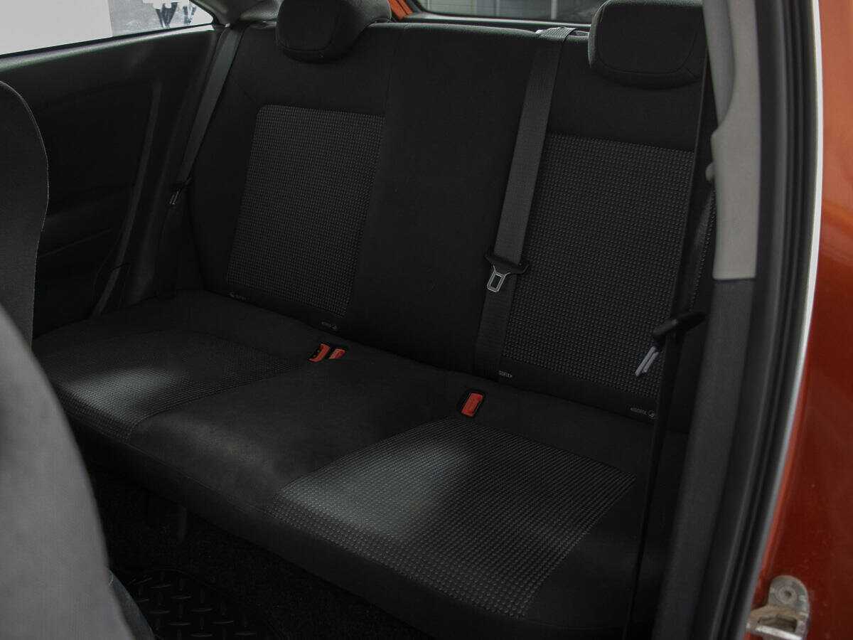 Б/У Опель Корса 2012 года. Фото: #10