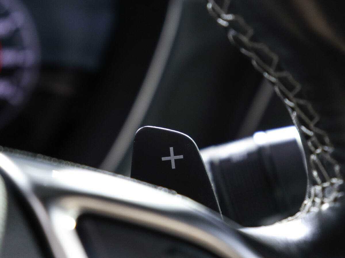 Б/У Шевроле Камаро 2020 года. Фото: #12