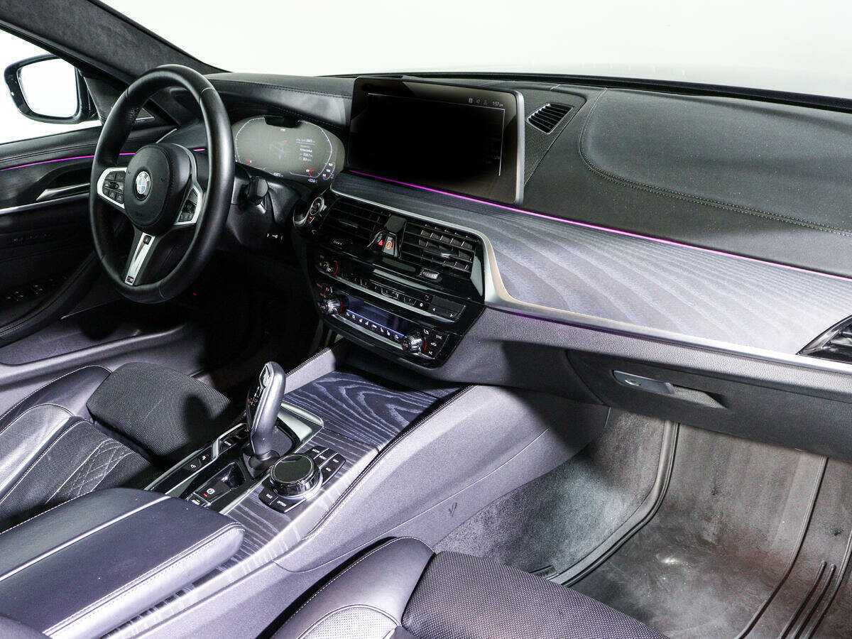 Б/У БМВ 5 серии 2021 года. Фото: #8