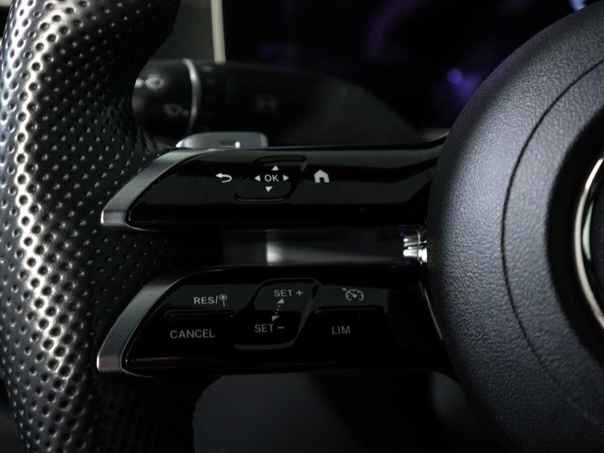 Б/У Мерседес-Бенц Е-Класс 2020 года. Фото: #14