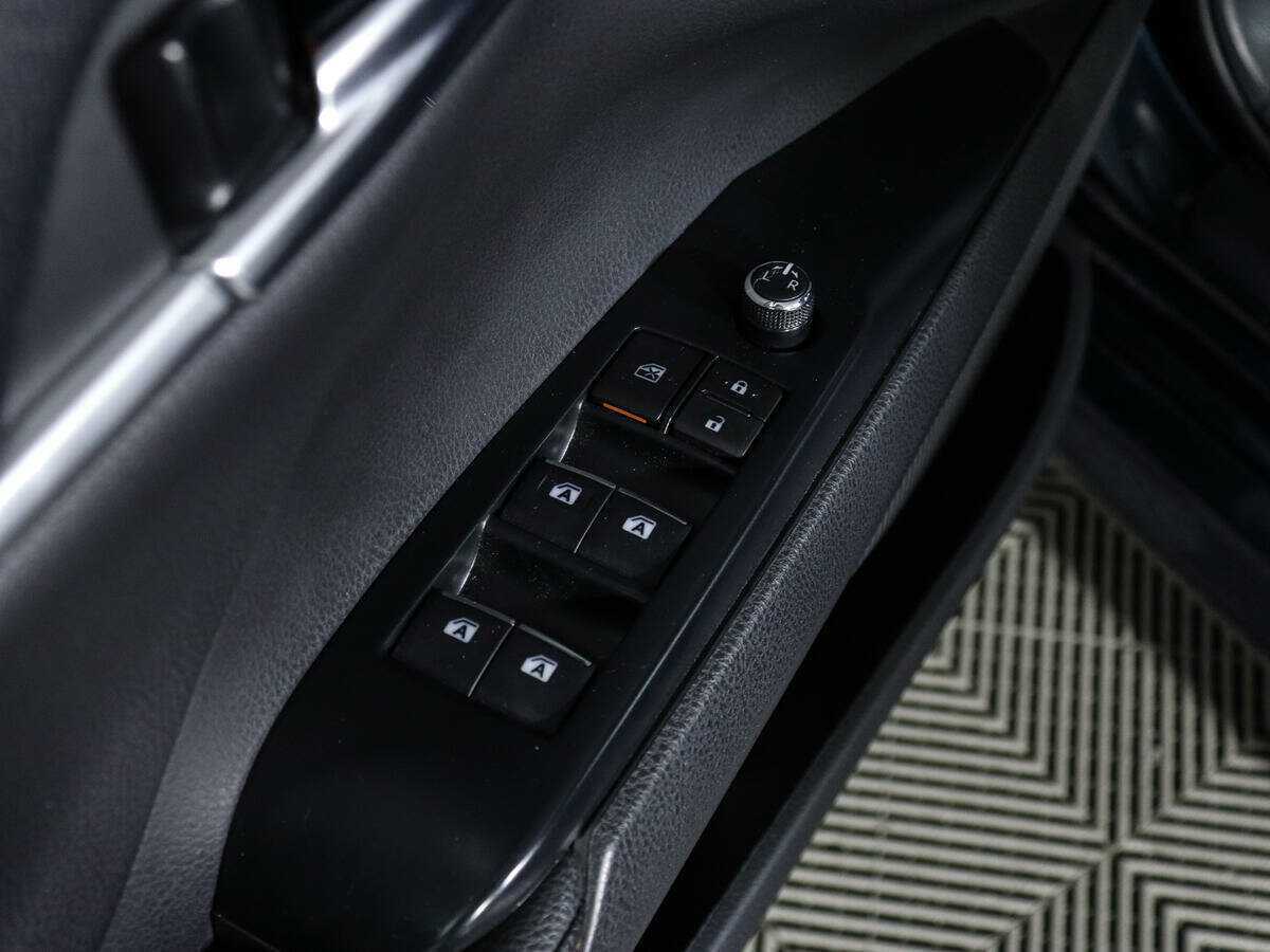 Б/У Тойота Камри 2020 года. Фото: #15