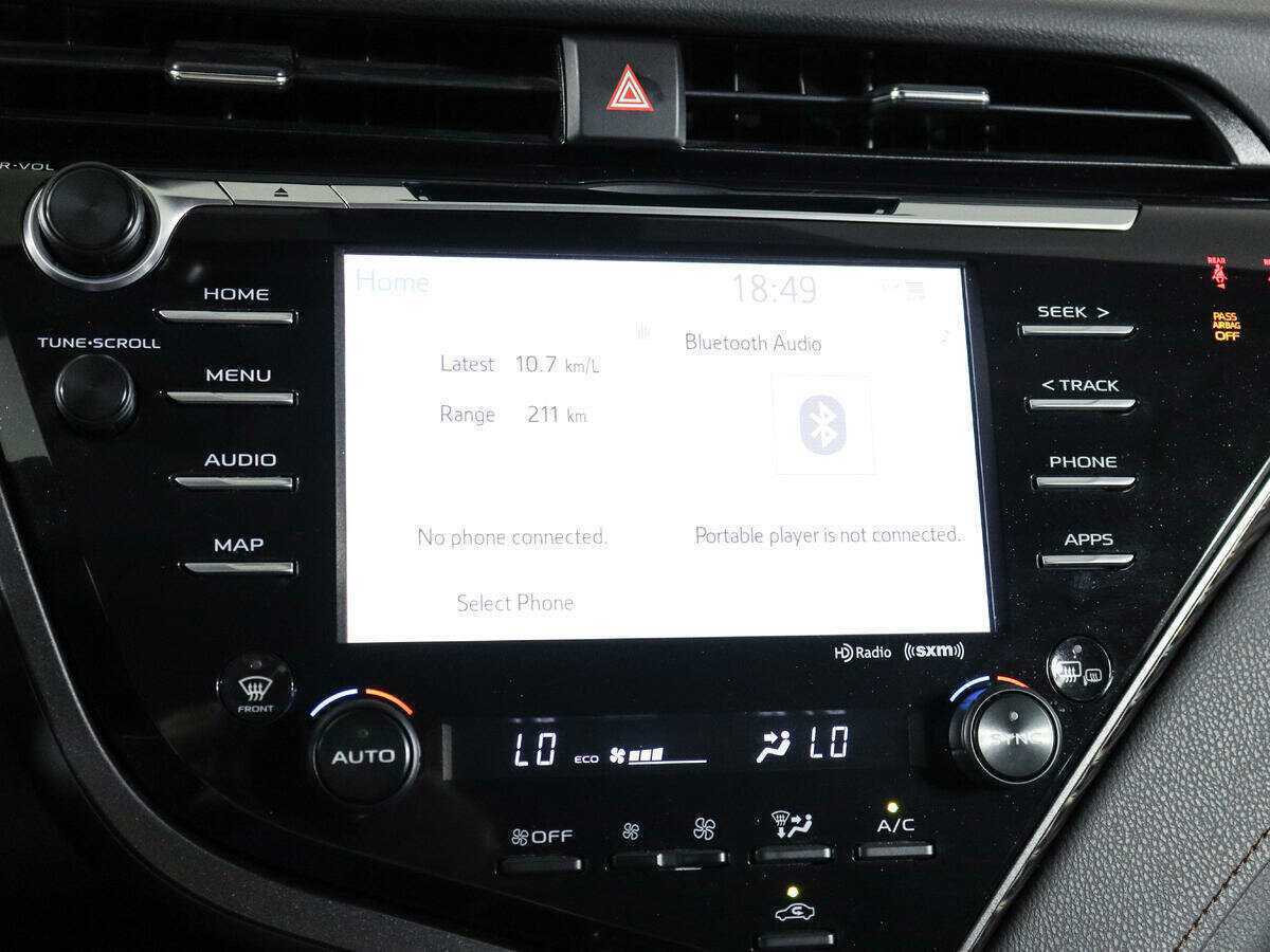 Б/У Тойота Камри 2020 года. Фото: #21