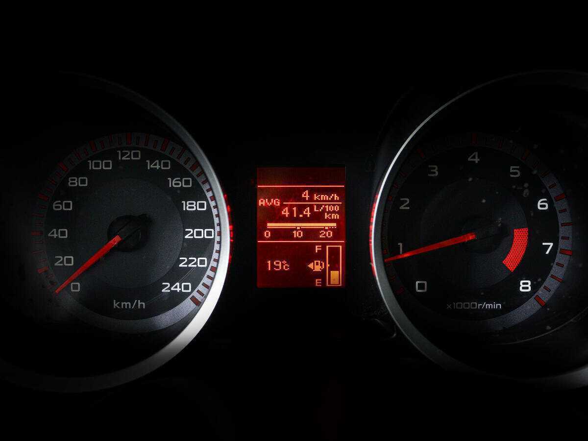 Б/У Митсубиши Лансер 2008 года. Фото: #8