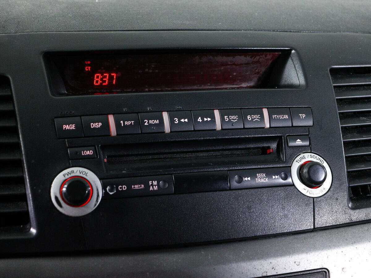 Б/У Митсубиши Лансер 2008 года. Фото: #14