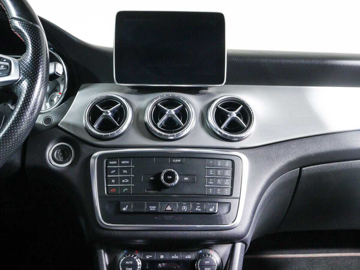 Б/У Мерседес-Бенц КЛА 2016 года. Фото: #9