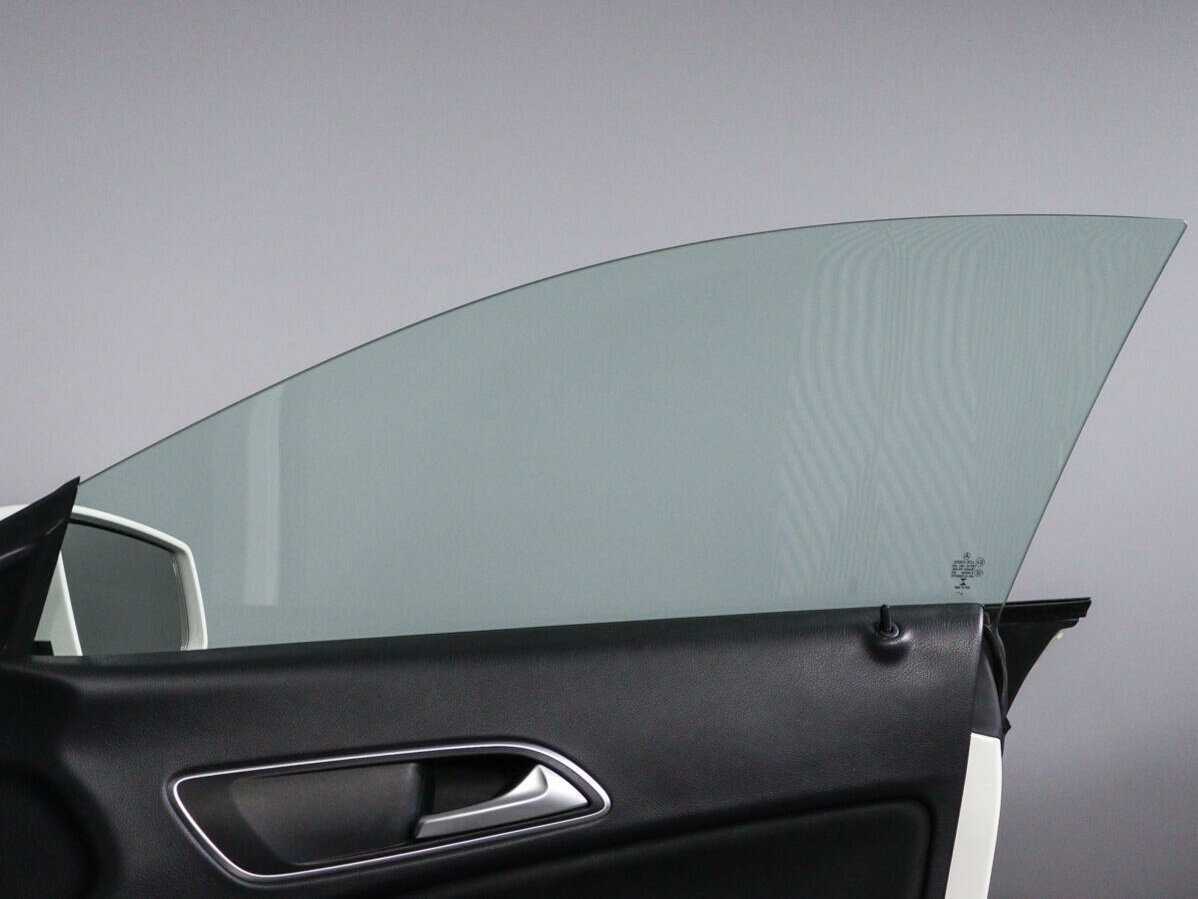 Б/У Мерседес-Бенц КЛА 2016 года. Фото: #15