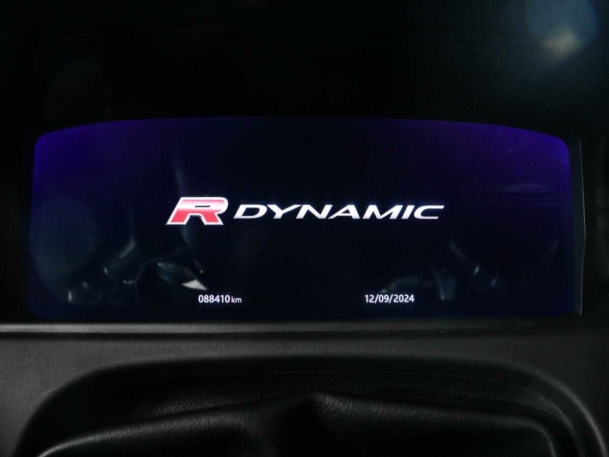 Б/У Лэнд Ровер Рэнж Ровер Велар 2020 года. Фото: #10