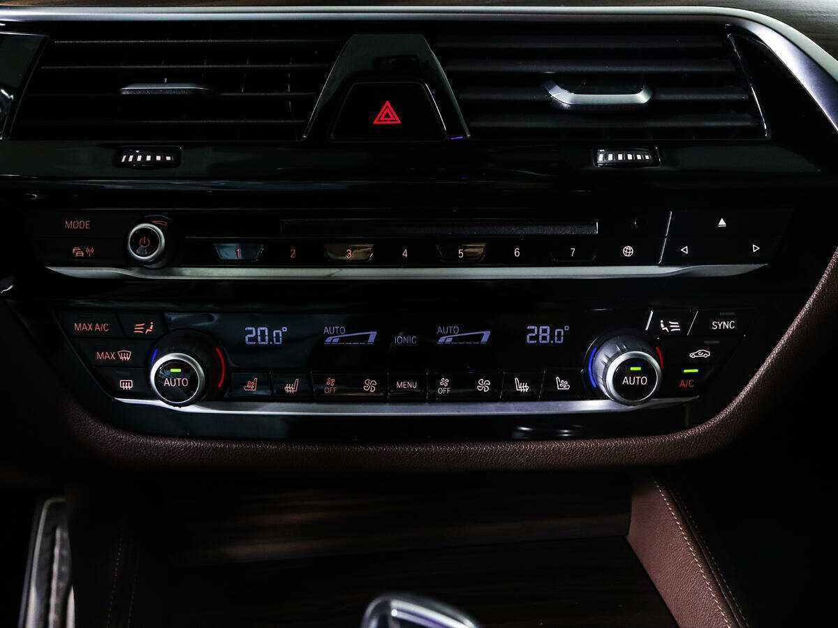 Б/У БМВ 6 серии 2018 года. Фото: #18