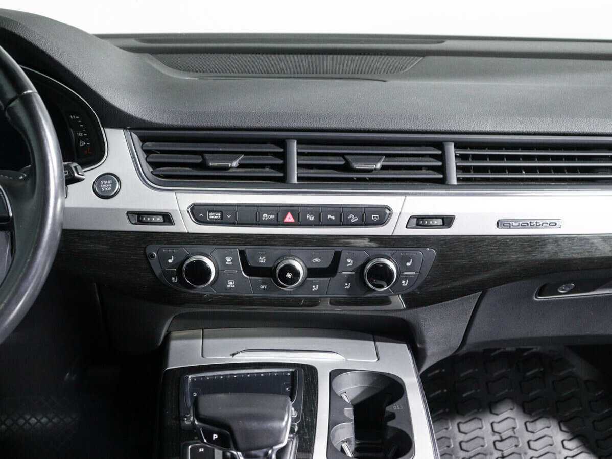 Б/У Ауди К7 2017 года. Фото: #9