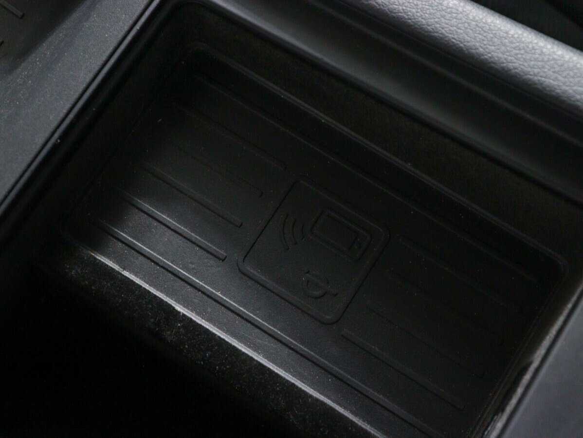 Б/У Ауди К7 2017 года. Фото: #23