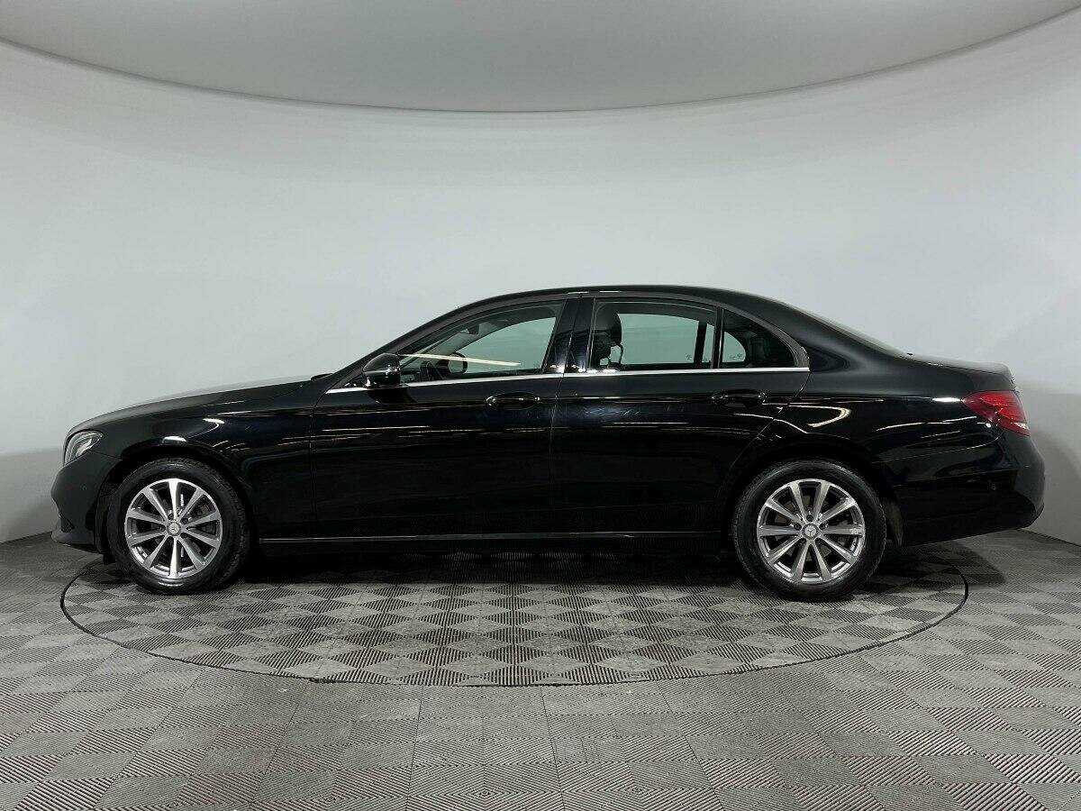 Б/У Мерседес-Бенц Е-Класс 2016 года. Фото: #6