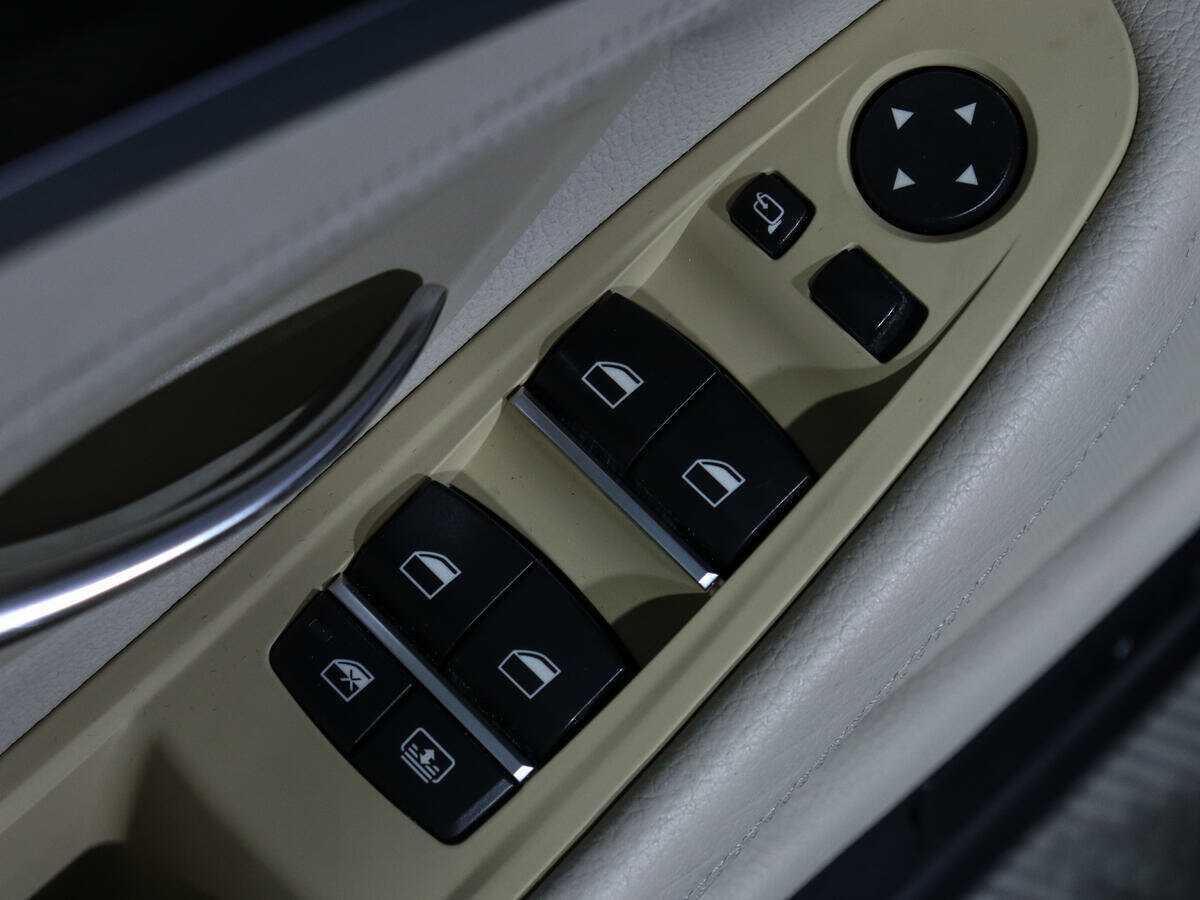 Б/У БМВ 5 серии 2012 года. Фото: #18