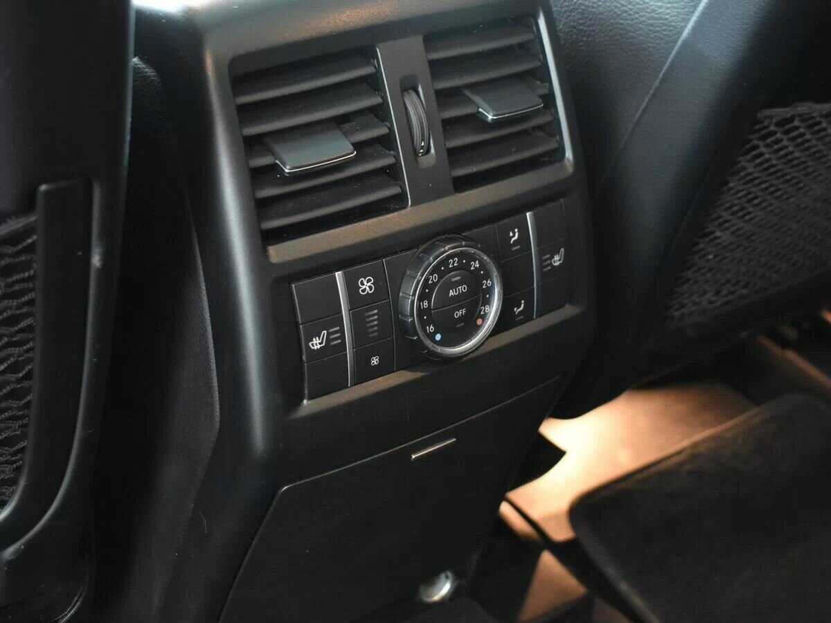 Б/У Мерседес-Бенц ГЛ-Класс 2013 года. Фото: #11