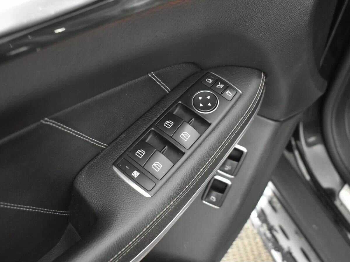 Б/У Мерседес-Бенц ГЛ-Класс 2013 года. Фото: #13