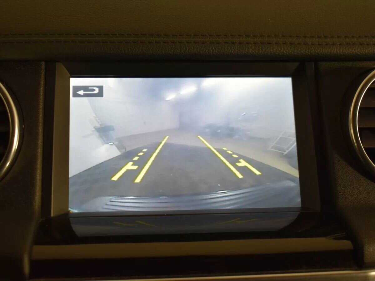 Б/У Лэнд Ровер Дискавери 2014 года. Фото: #11