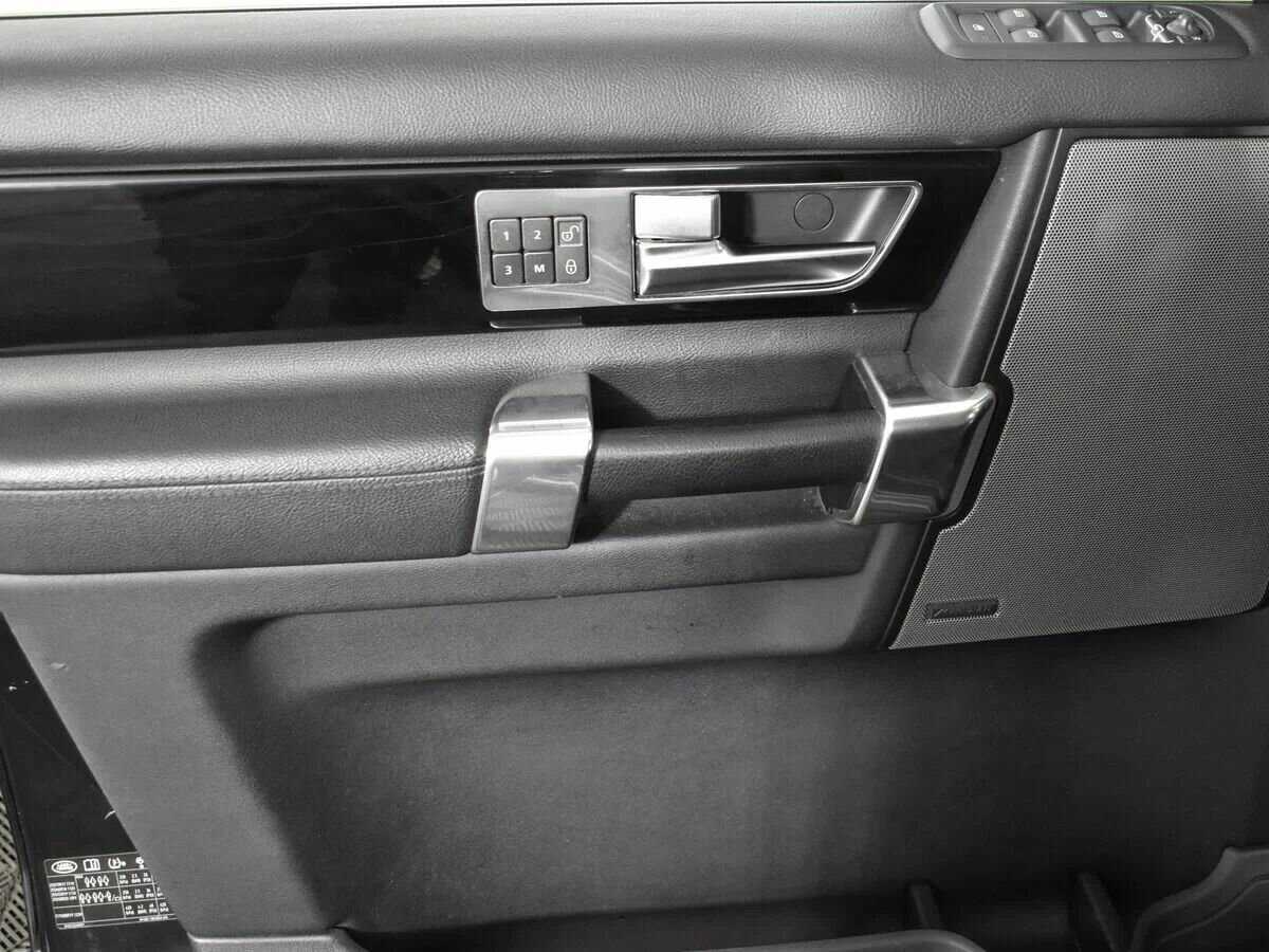 Б/У Лэнд Ровер Дискавери 2014 года. Фото: #16