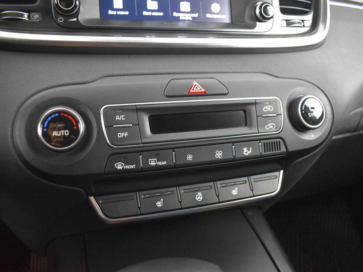 Б/У Киа Соренто 2019 года. Фото: #15