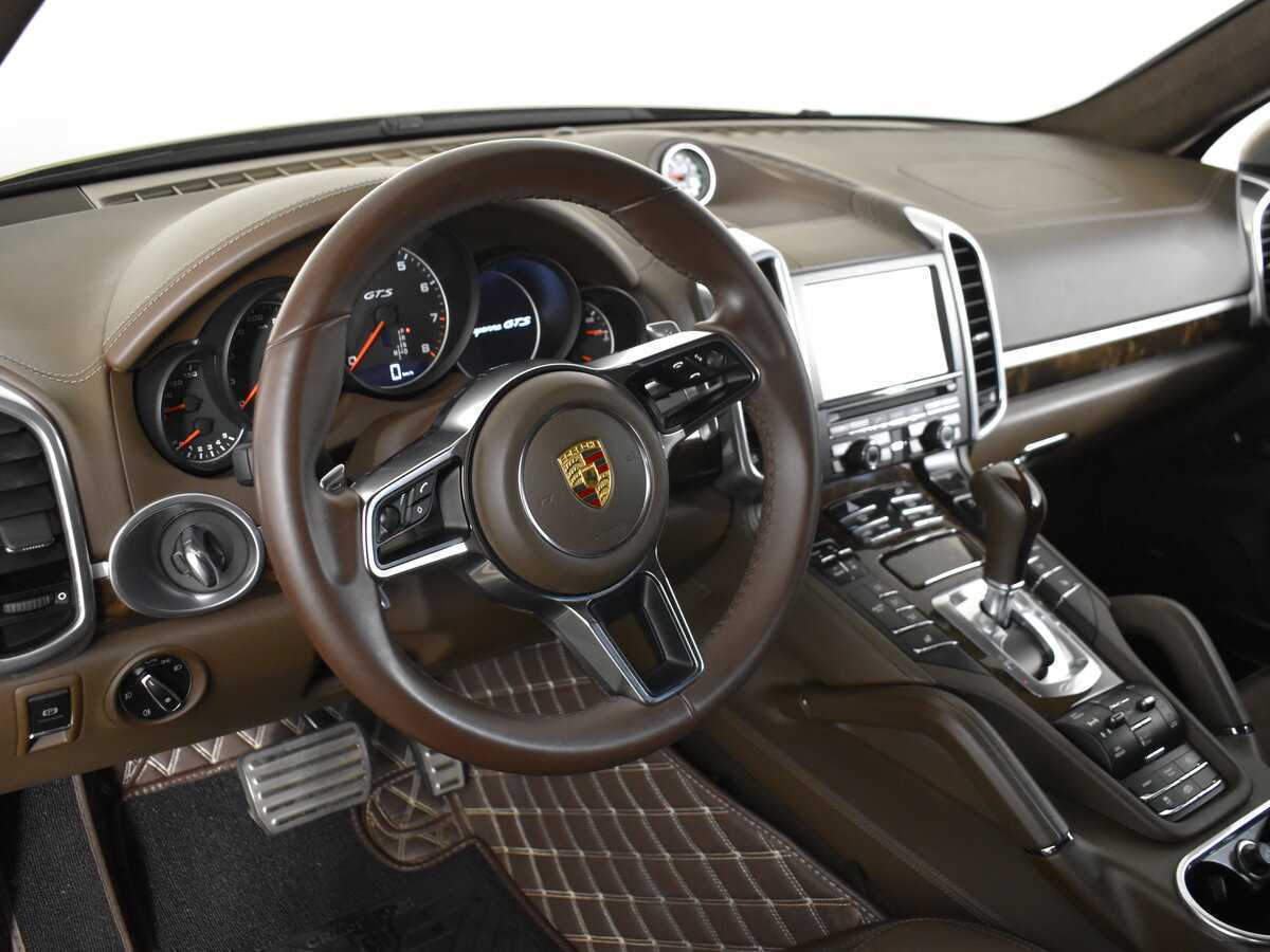 Б/У Порш Кайен 2015 года. Фото: #13