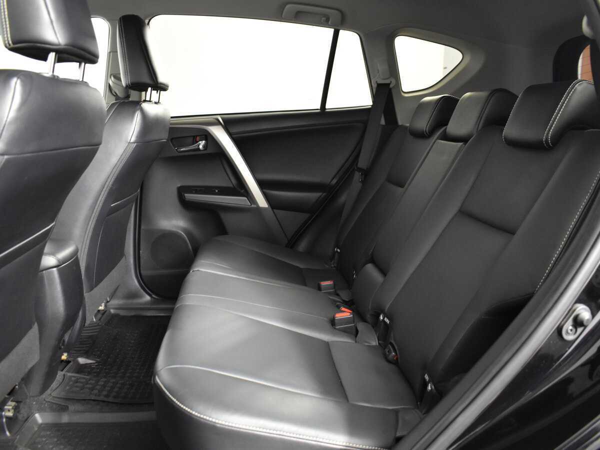 Б/У Тойота Рав4 2018 года. Фото: #7