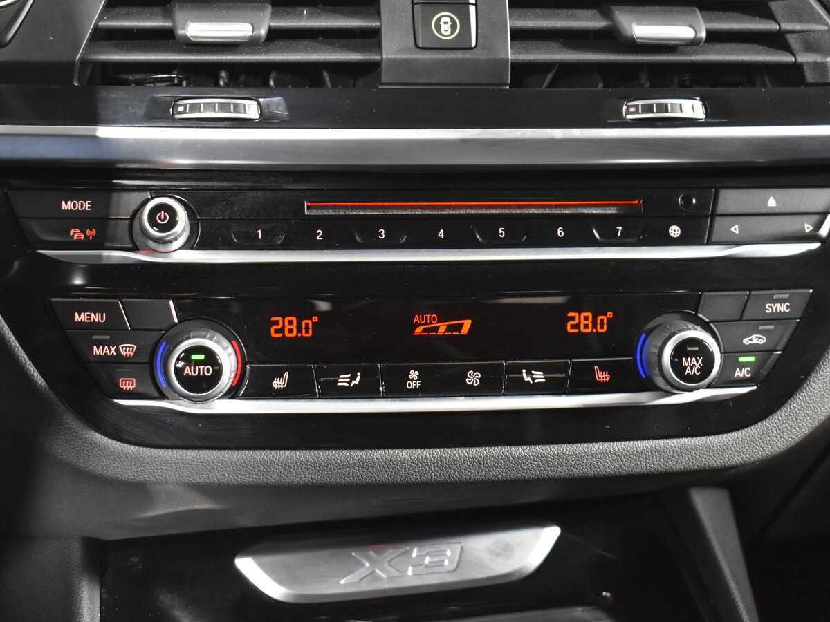 Б/У БМВ Икс3 2019 года. Фото: #12