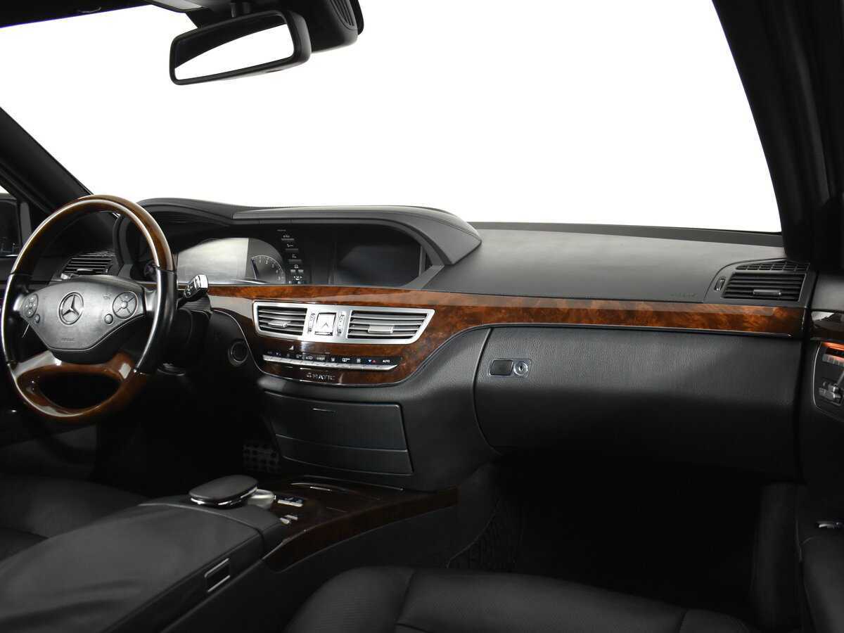 Б/У Мерседес-Бенц С-Класс 2011 года. Фото: #8